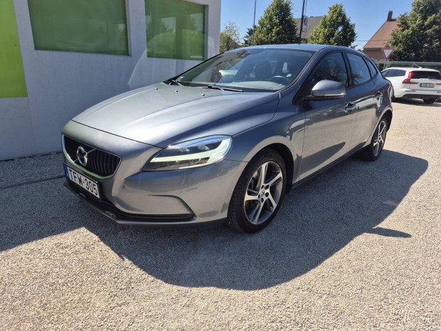 Volvo V40 2.0 D [D3] Momentum magyarorszgi / S...